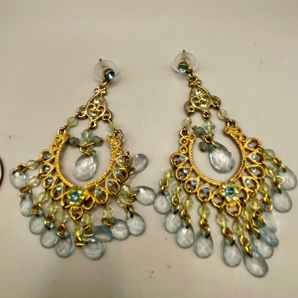 Drop dangle gold and light blue bead teardrop cathedral earring with rhinestones - Picture 5 of 5